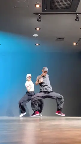 중독성 갑 노래..그리고 안무 @RIIZE  with @안뉴하세요   #boomboombass #riize #dance #kpop #dancer 