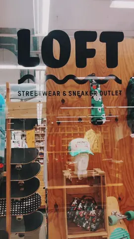 Dein Loft Outlet  lädt dich zum Sparen ein  . . . . . #loft #weilamrhein #ladies #women #weiblich #mode #fashion #shopping #OOTD #outfit #outfitoftheday #sportlich #süss #elegant #stylisch #shoppinglove #fashionliebe #skate #skateboard #damen #mädels #top #shirt #kleid #loftweilamrhein #outlet #outletcity #weilamrhein #outletcityweilamrhein