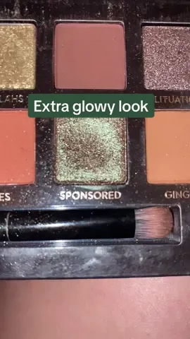 You guys this @SKINDINAVIA setting spray works wonders and is in my showcase!  @Anastasia Beverly Hills @Juvia’s Place @Clinique @NYX Professional Makeup @Milani Cosmetics @theBalm @Touch in Sol US official @Benefit Cosmetics @tarte cosmetics @Revolution Pro  #makeup #eyeshadow #makeuptransformation #glowy #highlight #chrome #girlytips #foryou #fyp #trending #xyzabc #slay 