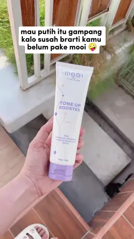 Jangan lupa dipake rutin 😍  #toneup #mooitoneupbooster #lotionpemutih #bodycareroutine #bodycare #handbody #belilokal 
