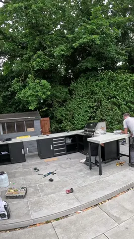Can’t wait for this one to be finished. It’s going to look amazing who else would love an outdoor kitchen in the garden? #paulmarkkitchens #blackbullgrilluk #kitchen #bbq #outdoor ###fyp