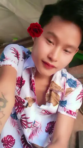 #အငိုမျက်လုံးအပြုံးမျက်နာလေးနဲ့😊 