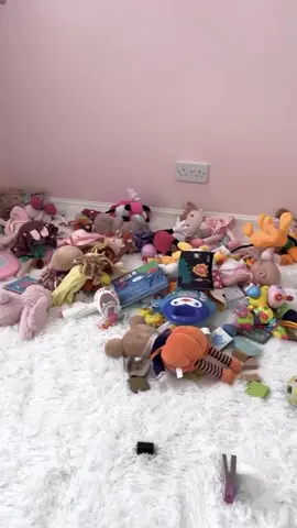 Organize your toys right now!!😡#personalizedgifts #thoughtfulgifts #parenting #parentingtips #raisemychildren #organizing #toybucket