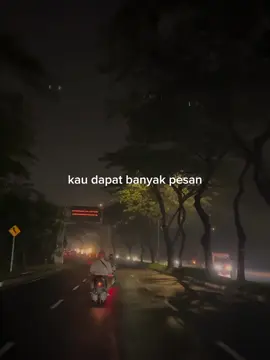 cie dijadiin pelampiasan hhh #fyp #lyrics #xyzbca #liriklagu #songlyrics 