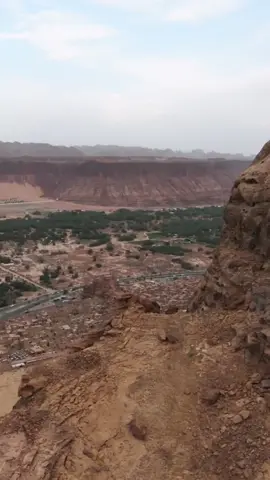 العلا حي الديرة البلدة القديمة قلعة موسى بن نصير #السعودية #موسيقى_تصويرية #موسيقى #موسيقى_هادئه #تصميم_فيديوهات #تصويري #fypシ゚viral #viraltikto #musically #musica #musicians #viralreels #reels__tiktok 