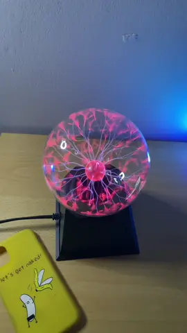 Funny things you can do with your plasma ball #funny #viral #plasma #ball #tiktokmademebuyit #fyp #sparkle #Science 