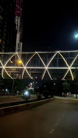 Sài Gòn về đêm chill nè mn 😊 #xuhuongtiktok #videocảnhđẹpchill #chill #sàigòn #fyb 