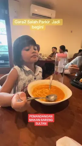 Makan Siang Bareng Sultan Solo 🤗 #fyp #fyppppppppppppppppppppppp #kusumasari #gustibhresujiwo #solo 