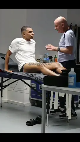 my husband 💞✨ #mbappe10 #kylianmbappe  #kylianmbappe10🇨🇵  #foryoupageofficiall  #fypシ゚viral #xyzabc #foryou  #mylove #myhusband  #france🇫🇷 #soccerplayer  #mbappechuu🐢 