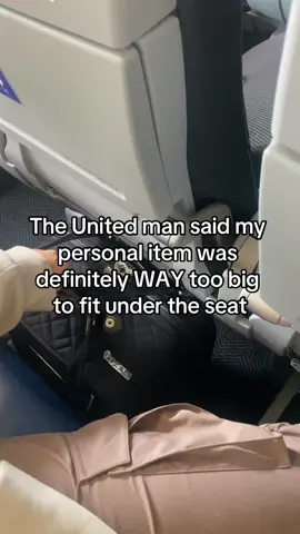 Vera Bradley rolling personal item is slept on, it never fails me despite the United gate man telling me with his full chest that I was wrong #united #personalitem #verabradley #rollingpersonalitem #airplane #flight #unitedairlines 