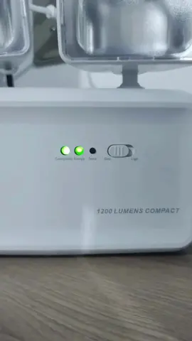 Luminaria Luz De Emergencia 1200 Lumens Segurimax