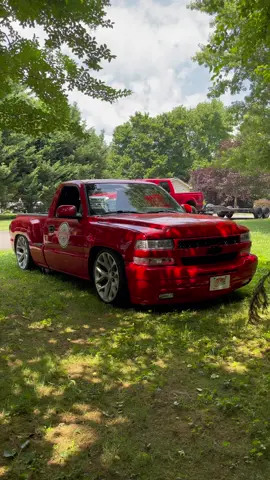 HOT TOMATA’S GOT THE HOOD BACK ON  #tomsrefurb #trucks #mechanic 