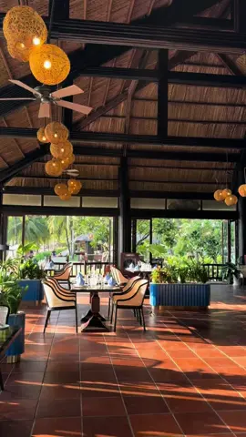 ❤️Chill moment at #PepperRestaurant #vinpearlresortandspaphuquoc 