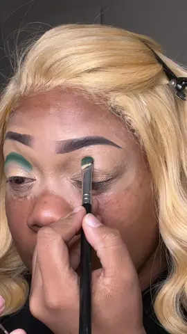 The Tutorial 💚❤️💛✊🏽 #makeup #juneteenthmakeup #foryou #fyp #makeuptutorial #cutcrease 