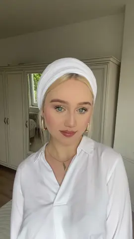 Jewish woman only cover their hair after marriage with a wig or a head scarf🫶🏻 #fy #fyp ##foryou##fyfyfy##fürdich##viral##fypage##fypシ゚##feminine##jewish##modest##modestfashion
