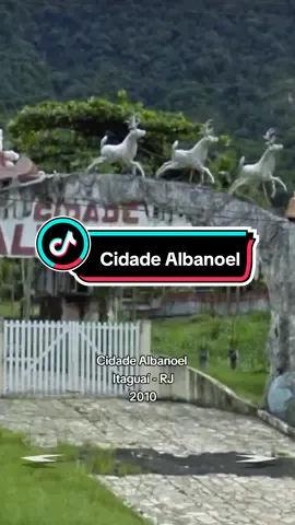 Bora relembrar desse parque?  O  Park Albanoel era um parque temático natalino abandonado, construído no município brasileiro de Itaguaí. O parque foi idealizado e construído pelo político Albano Reis, o 