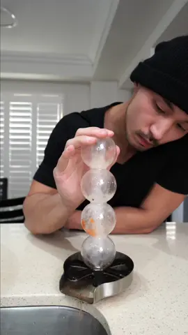 Spheres Glass Wash #asmr #drink #washing #CleanTok #cleaning 