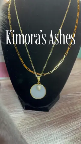 #resinjewelry #resinart #resin #PetsOfTikTok #petmemorial #petlover #resinjewelry #handmadejewelry #handmadegifts 