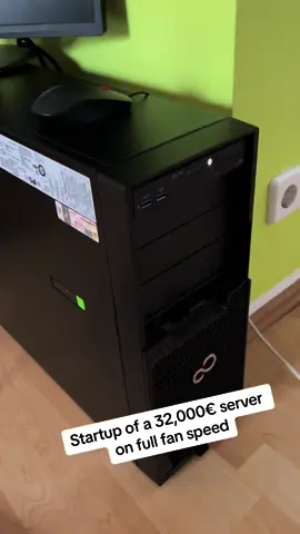 32,000€ Server startup #thewindev #server #rack #rackserver #floorstandserver #psu #ssd #hdd #hp #fujitsu #hpe #raid #raidcontroller #network #switch #lan #fiber #sfp #powersupply #ram #xeon #towerserver #serverfans #fanpower 
