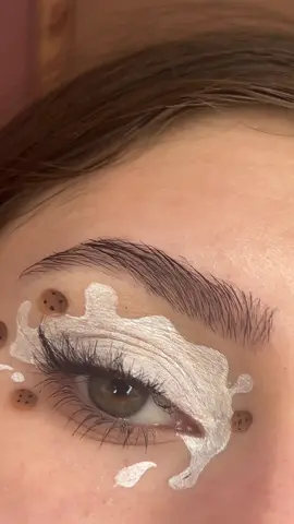 🍪 #makeup #makeupartist #makeuptutorial #mehronmakeup #cookie #trending #foryou #foryoupage #sabrinacarpenter #viralvideo #viral 