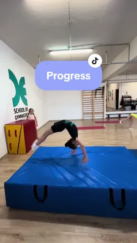 #handspring #learning #deschoolofgymnastics #degimnastica #howitstarted #howitsgoing #progress #gymnastics #acrobatics #kids #gimnastica #pitesti #bucuresti 