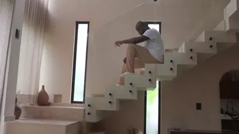 On Wednesdays We Vibe 🌹 @ericbenet - Your The Only One Teddy Pendergrass - Close The Door  #mashup #cover #remeywilliams #rnb 