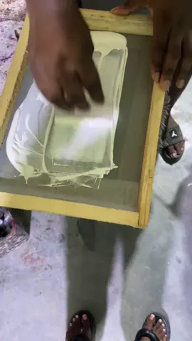 Screen printing on paper bag  #branding #screenprinting #bagprint #brand #paperbagghana 