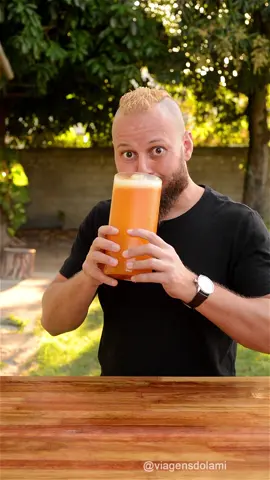 Um copo perfeito de Bourbon com mel e tangerina 🤯