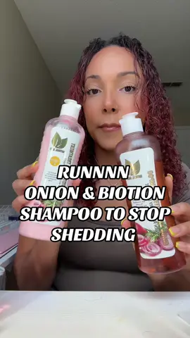 This became my favorite hair product #TikTokShop #tiktokmademebuyits #viral #hairloss #longhair #healthyhair #shampooandconditioner #onionshampoo #girls #dandruff #shinnyhair #biotin #rosymary