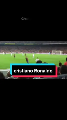 Cristiano falla un control y se ríe todo el Camp Nou de él. Acto seguido les marca y les clava un calma calma en la cara.