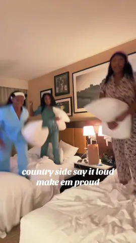 POV: We made a linedancing anthem for your next girls' night 🎶🔥🤠  #fypシ #linedancing #theboykinz #southernbelle 
