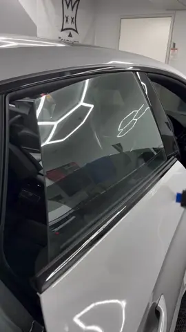 El mismo paso siempre #windowtinting #carwrapping #polarizadonanoceramico