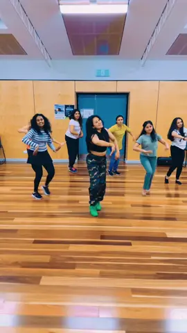 ✨Ye Ishq Hai - Jab we met ✨ Bollywood Adults Dance class on Wednesday at 7.15pm in Hallam, Melbourne DM FOR JOINING #dance #danceclass ##bollywood #yeishqhaaye #jabwemet #bollywooddance #bollywooddanceclass #adultsdance #melbourne #australia #fyp #dancers #dancereels #dancetiktok #melbournetiktok #iphone15promax #dancevideo #dancetutorial 