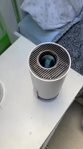 💥 *PROYECTOR LED ULTRA HD HIGH DYNAMIC RANGE MODELO MX03-58*💥 Experimenta la belleza de la imagen en alta definición con el proyector Ultra HD High Dynamic Range MX03-58. Con su impresionante resolución 4K y tecnología HDR, cada detalle cobra vida con una claridad y brillo excepcionales. Ya sea que estés disfrutando de películas, videojuegos o presentaciones, este proyector ofrece una experiencia visual inigualable, La conectividad avanzada te permite disfrutar de contenido desde una variedad de fuentes, incluyendo dispositivos móviles, consolas de juegos, permite descargar aplicación para que disfrutes de todas las plataformas como Netflix, Con 16.00Gb de memoria, android 12, AC100-260V, incluye control  #varisti #proyectorled #proyector #tendencia #innovacion #viral