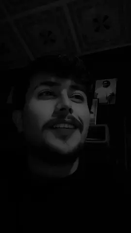 #علي_الحسون #مشتاقلهاا_ومدري_شلون_الاكيهاا #مجرد________ذووووووق🎶🎵💞 #اخر_اشي_نسختو💭🥀 #fyp 