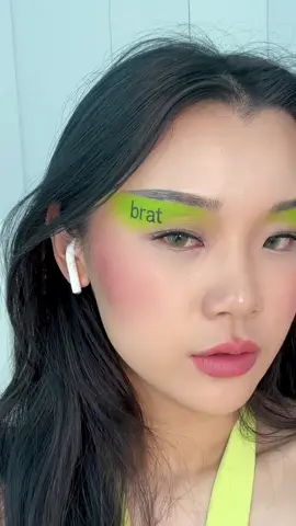 the BRAT green is everything 💚🌱 (@Sharon Amy Wu) #brat #bratty #charlixcx #charli #bratgirlsummer #makeup #eyeshadow #mua #bratgreen #fyp #viral #foryou #foryoupage