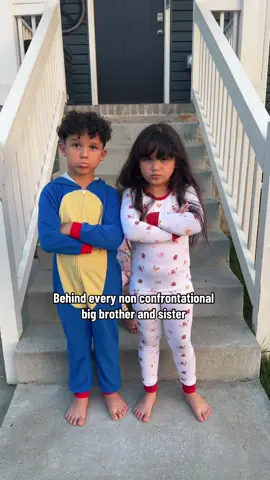 Nova dont play!!!! And she is a virgo!!😂👏🏼 #littlesisters #relatable #siblingsgoals #comedy #siblingsgoals #fyp 
