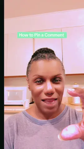 #creatorsearchinsights how to Pin a comment #comment #tiktok #comments #commentsection 