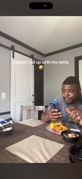 🤣🤣🤣 Charles tired of ms netta  I had to show yall this tfse  #charles #msnettaandcharles #msnetta #radio 