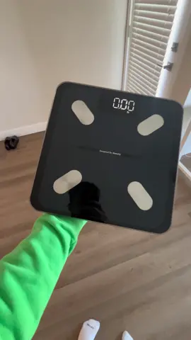 This smart scale is pretty cool #bodyscale #GymTok #viral