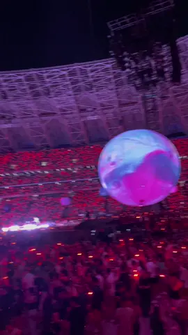 #coldplay #coldplayconcert #musicofthespheresworldtour #budapest 