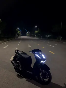Full black.                                        #xuhuong#southvietnamscooterteam🇻🇳#sh125i