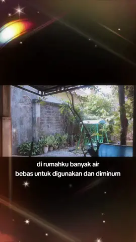Healing ndak perlu jauh, cukup di teras belakang rumah, angin sepoi2 ditemani suara burung parkit, lovebird, merpati, dan hijaunya dedaunan 😌 #dirumahku #healing #terasbelakangrumah