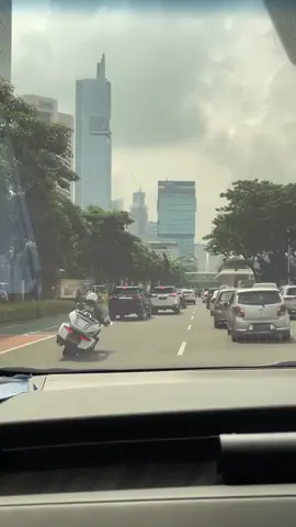 ☀️🥵 #patwalpolisi #tnipolri #hondagoldwing1800 #vooridjer #สปีดสโลว์ #สโลว์สมูท #patwal 