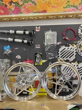 Ngôi sao chưa chưa tới 2 củ  #crom  zin  cho các dòng xe  #vario #click #vario2023 #vario20230 #variokieng #xuhuongtiktok #saigon #variokieng150 #vison #vison #ab #beat #scoopy #ab160 #tanphu #ab160độkiểng 