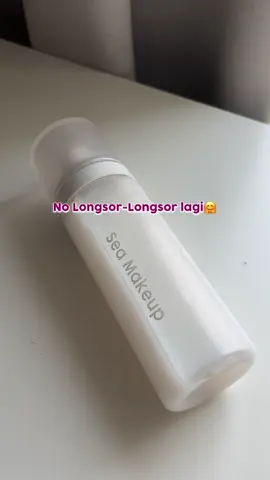 Terlalu anti grasak grusuk😭🫵🏻 yang mau makeupnya ga longsor wajib pake ini!🤗 #seamakeup #settingspray #settingsprayseamakeup 