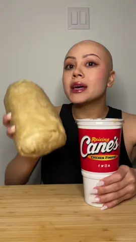 #duet with @janemukbangs 😚 #raisingcanes #mukbang #cancer #baldgirl #yummy #wheresmyhair #fyp #viral 