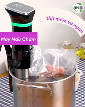 Máy nấu chậm SVM11 có khả năng kiểm soát thời gian và nhiệt độ chuẩn xác. Màn hình kỹ thuật số hiển thị rõ ràng. Máy nấu chín một cách hoàn hảo trong khi vẫn giữ được độ mọng của thức ăn giúp thức ăn trở nên hấp dẫn hơn. • Làm nóng toàn diện xung quanh 360 độ • Giữ được độ ngon của thức ăn • Đèn báo hoạt động với 3 màu • Dùng kết hợp với máy hút chân không và túi chân không #maynaucham #beafsteak #nauancungtiktok 