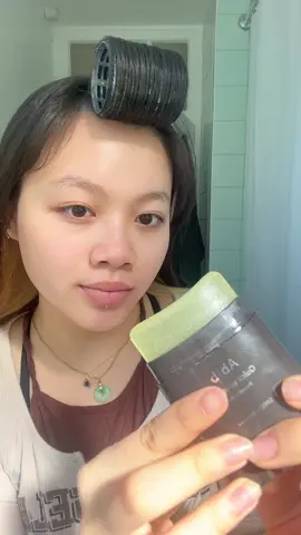 Abib’s Sun Stick makes it so easy to reach the goal of reapplying SPF throughout the day~💚 Its shape and size allows for a smooth application that minimally disrupts your makeup!!  🚚 2-3 business days within the UK!! #abib#quicksunstick#abibquicksunstick#spfreapplication#soothingsunscreen#koreatrending#koreatrendingskincare#skincaremusthaves#skincare#kbeauty#skincareconcerns#skincaretips#skincaremusthaves#skincaresolutions#hyperpigmentation#fadedarkspots#skincare#kbeauty#koreanskin#kbeautyskin#skincareroutine#morningroutine#winterskincare#kbeautylondon#kbeautystore#koreanskincareproducts#skincarefyp#fyp 