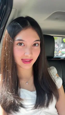 matanya kemasukan mascara